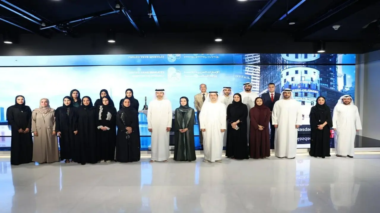 الإمارات تطلق أول صكوك خزينة حكومية للأفراد تضاعف الإقبال 11 مرة.